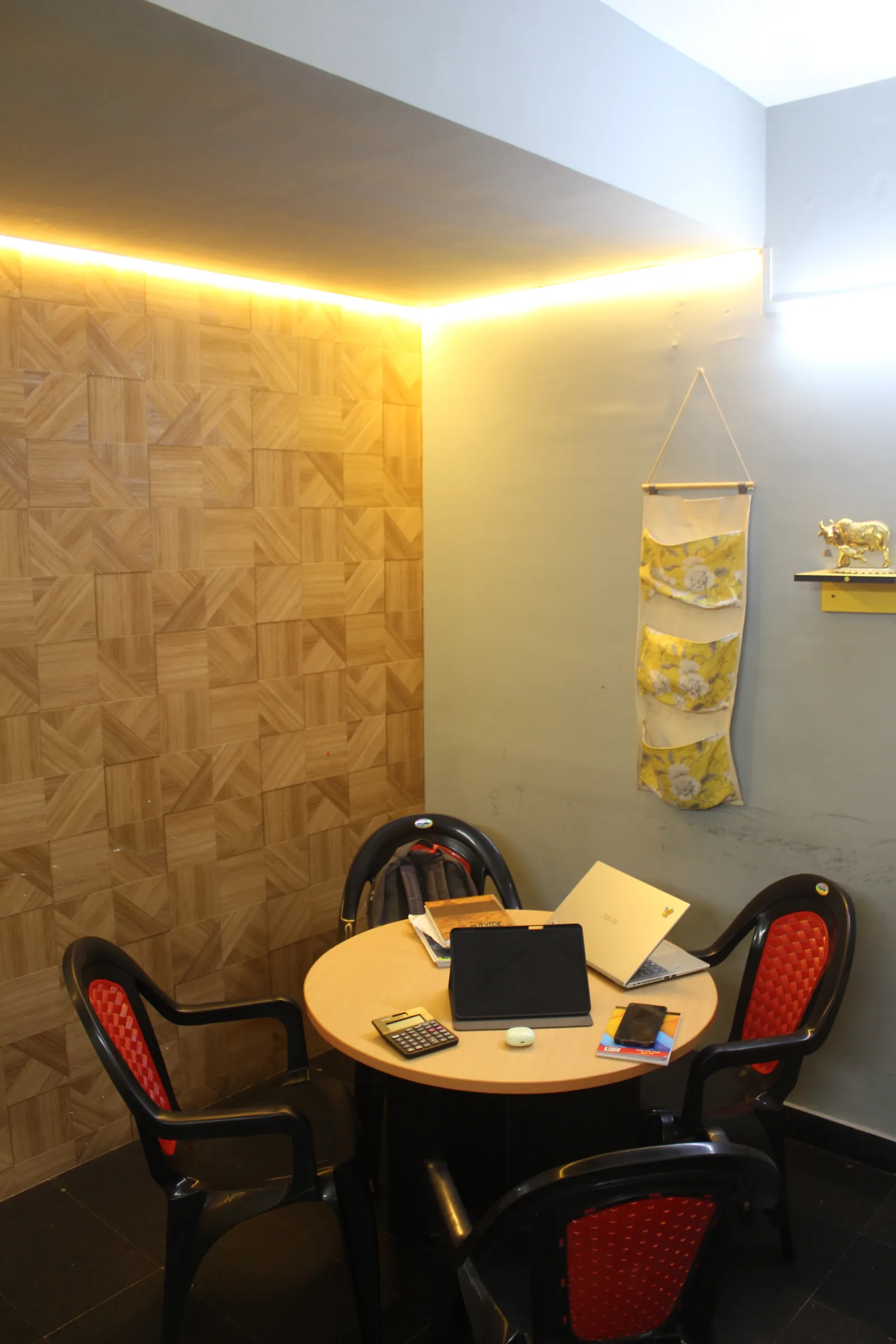 Lounge seating area at 100ft Road